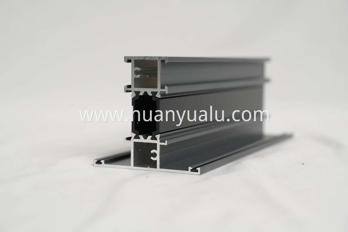 Thermal insulation profiles